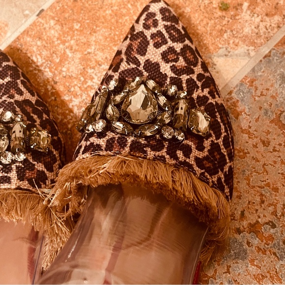 🐆Fabulous RARE Leopard Rhinestone & Fringe Flat Slides by Crown Vintage! - Picture 12 of 16